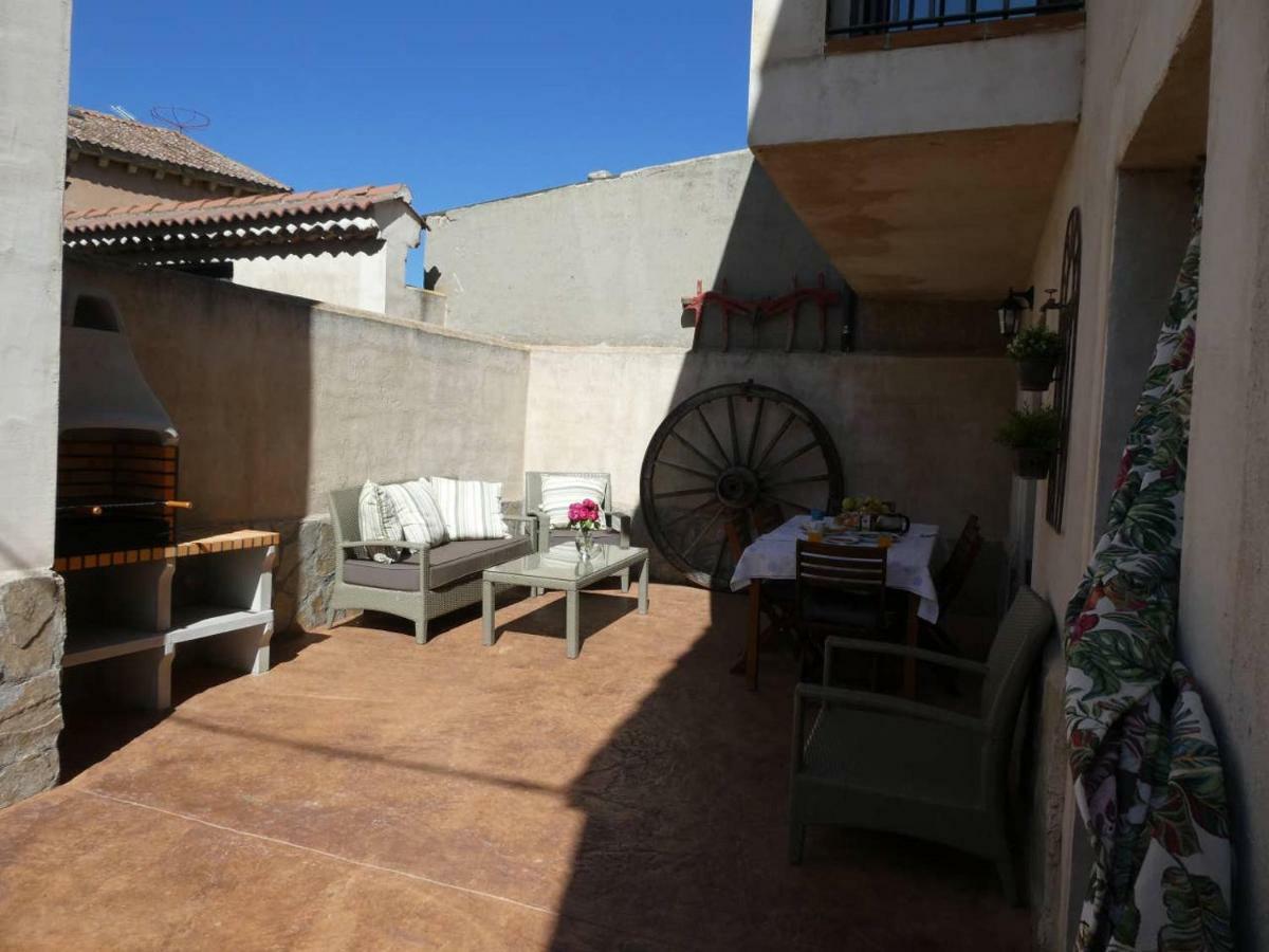 El Carro Del Abuelo Villa Villovela de Piron Exterior photo